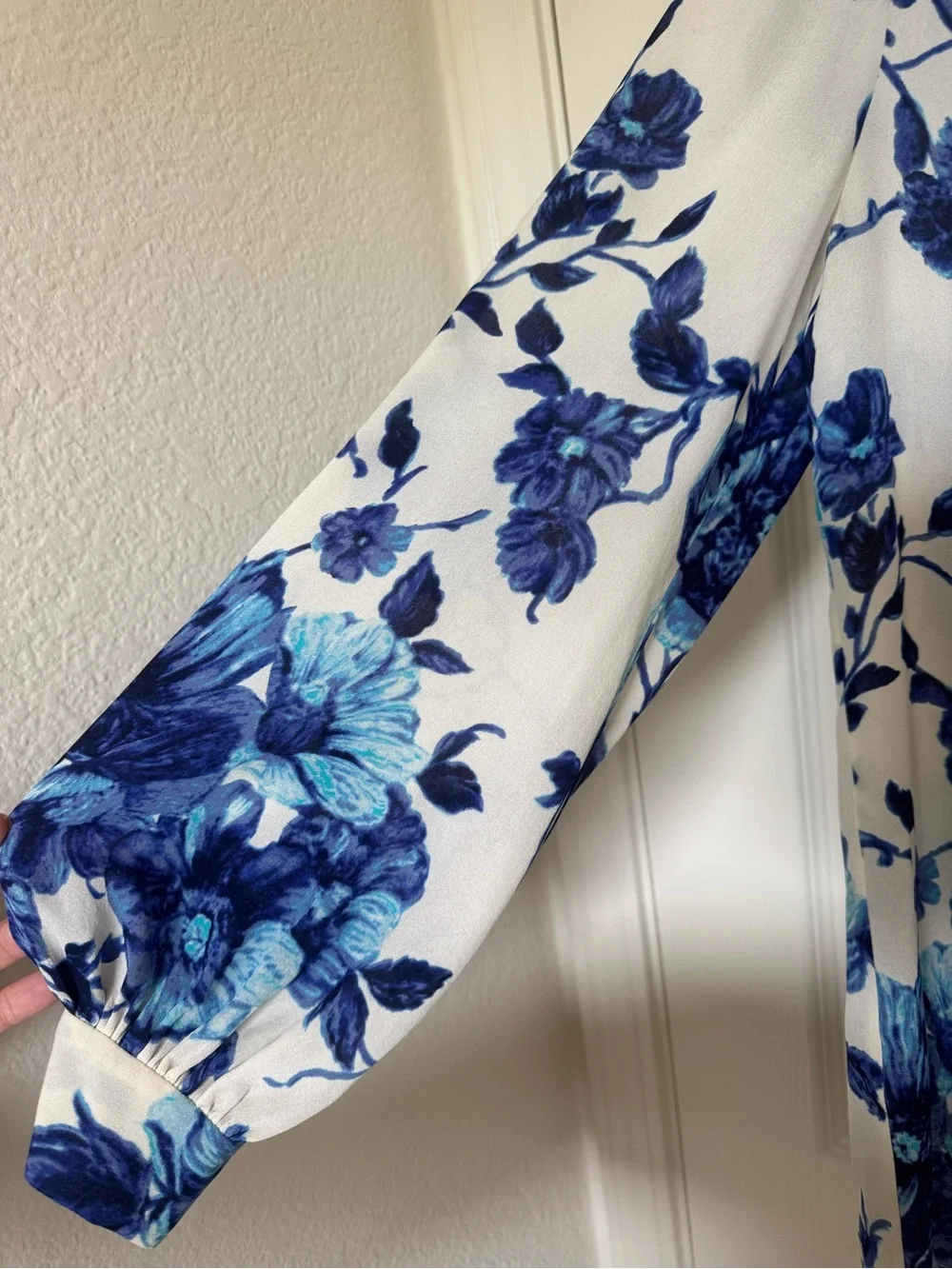 Tory Burch Blue and White Floral Bow-Neck 100% Silk Blouse